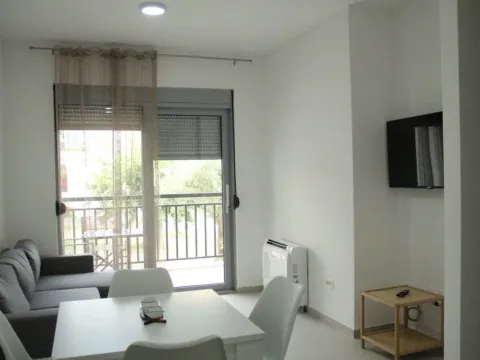 Rent, one bedroom apartment, 42m², Pod Kuk, Tivat - image 2