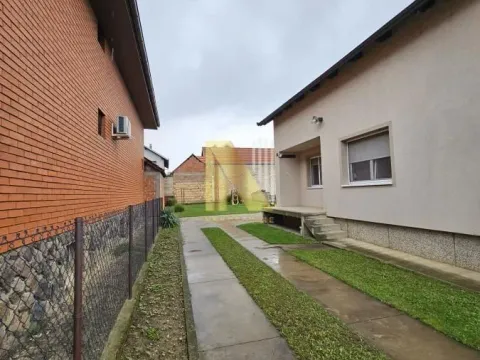 Prodaja, kuća, 200m², Futog, Novi Sad Sve Podlokacije - image 16