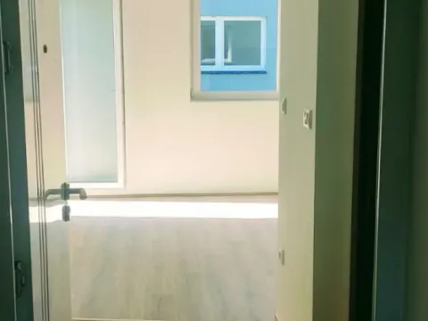 Izdavanje, jednosoban stan, 37m², Adice, Novi Sad Sve Podlokacije