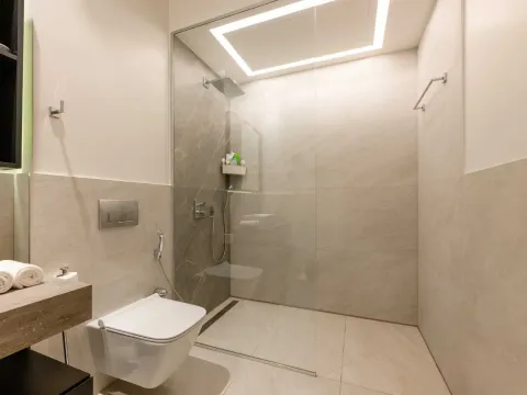 Sale, one bedroom apartment, 74m², Luštica Bay, Tivat - image 12