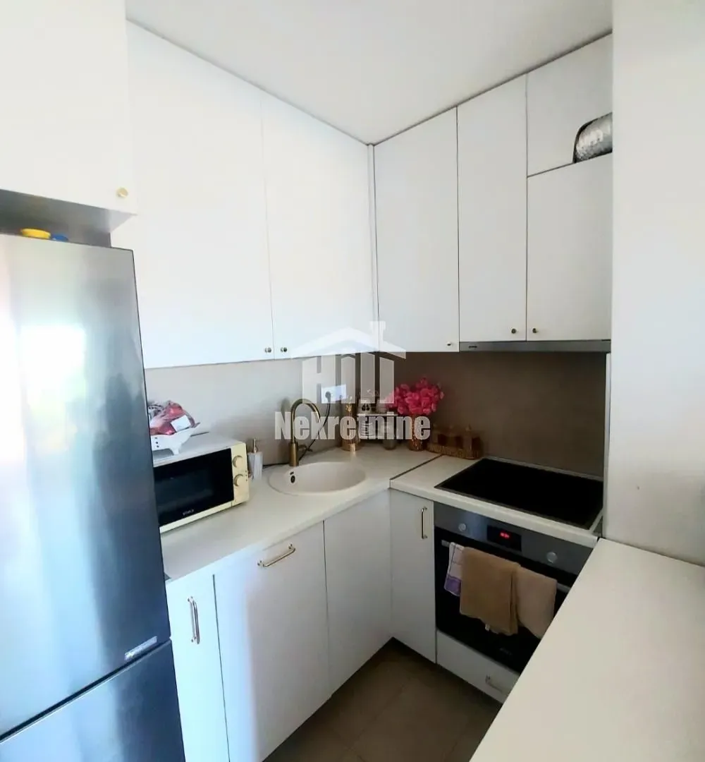 Sale, two bedroom apartment, 75m², Dušanovac, Voždovac Sve Podlokacije