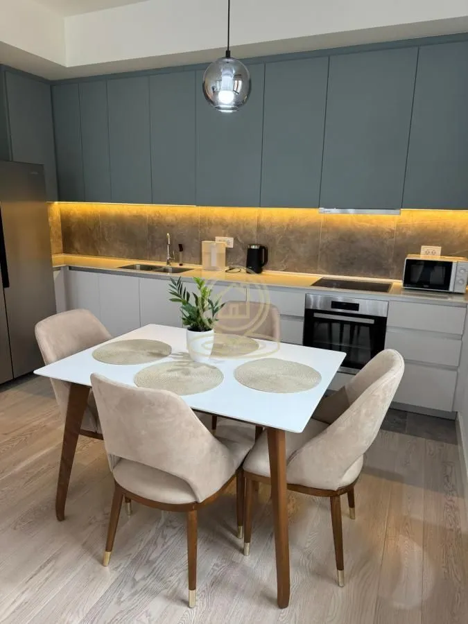 Rent, four bedroom apartment, 110m², Savski Venac, Beograd