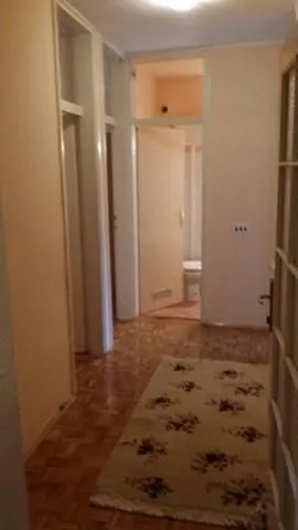 Izdavanje, četvorosoban stan, 117m², Kalenić Pijaca, Vračar Sve Podlokacije
