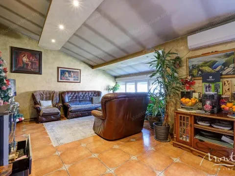 Sale, house, 219m², Dobrota, Kotor - image 7