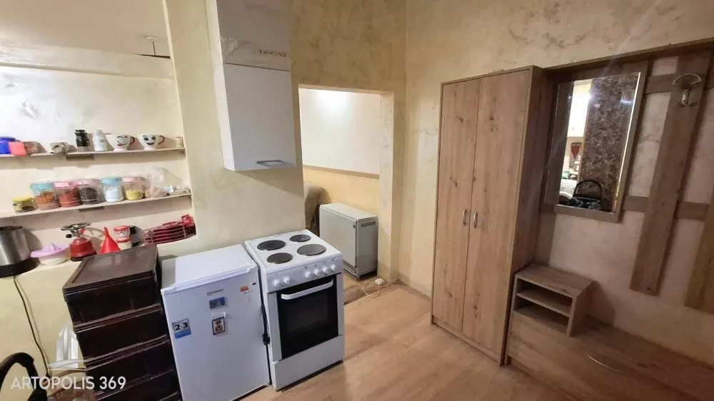 Prodaja, jednosoban stan, 26m², Zemun Centar, Zemun Sve Podlokacije