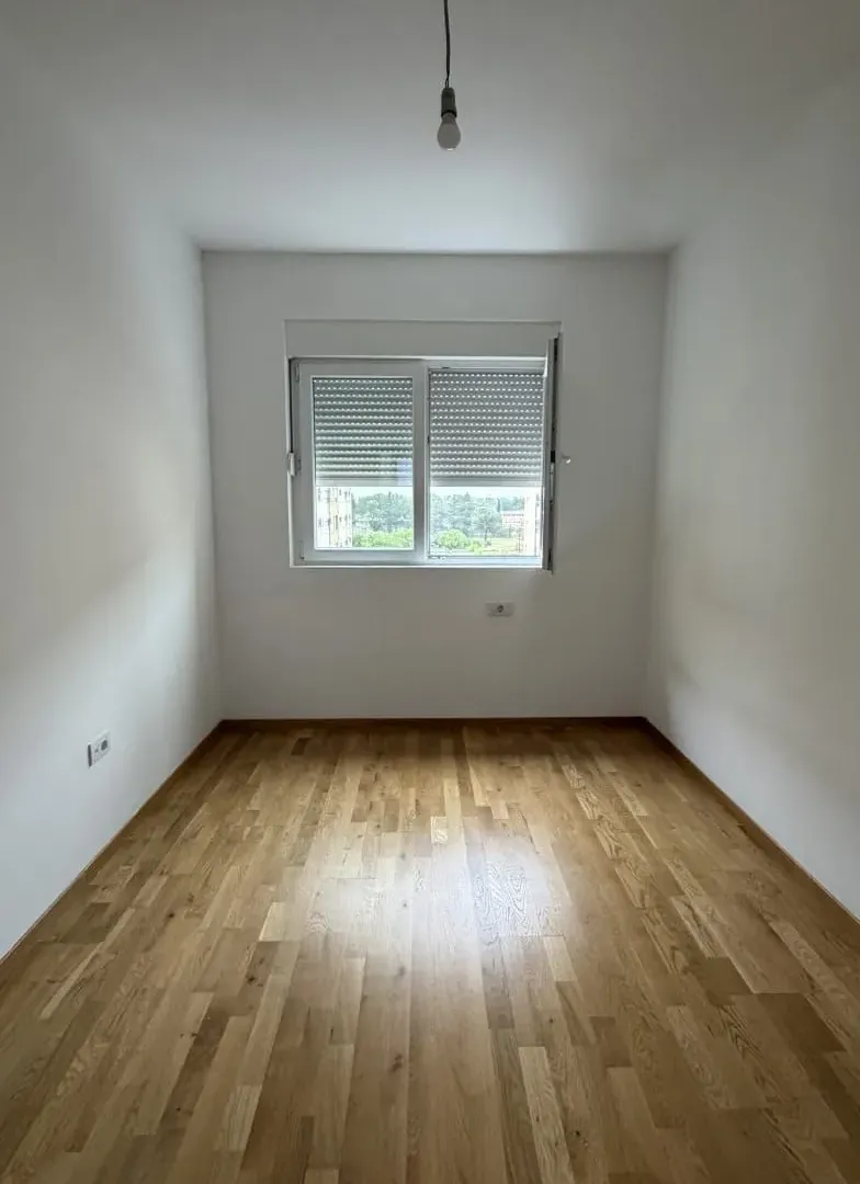 Prodaja, dvosoban stan, 73m², Tuški Put, Podgorica