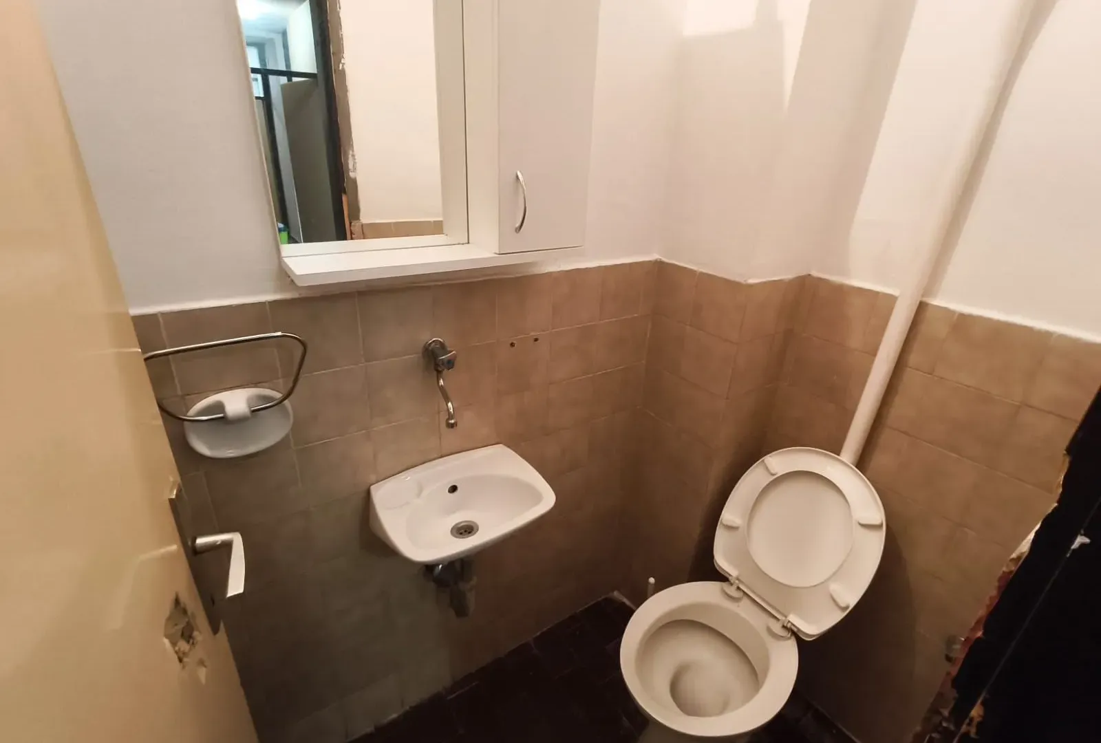 Prodaja, trosoban stan, 100m², Blok 6, Podgorica