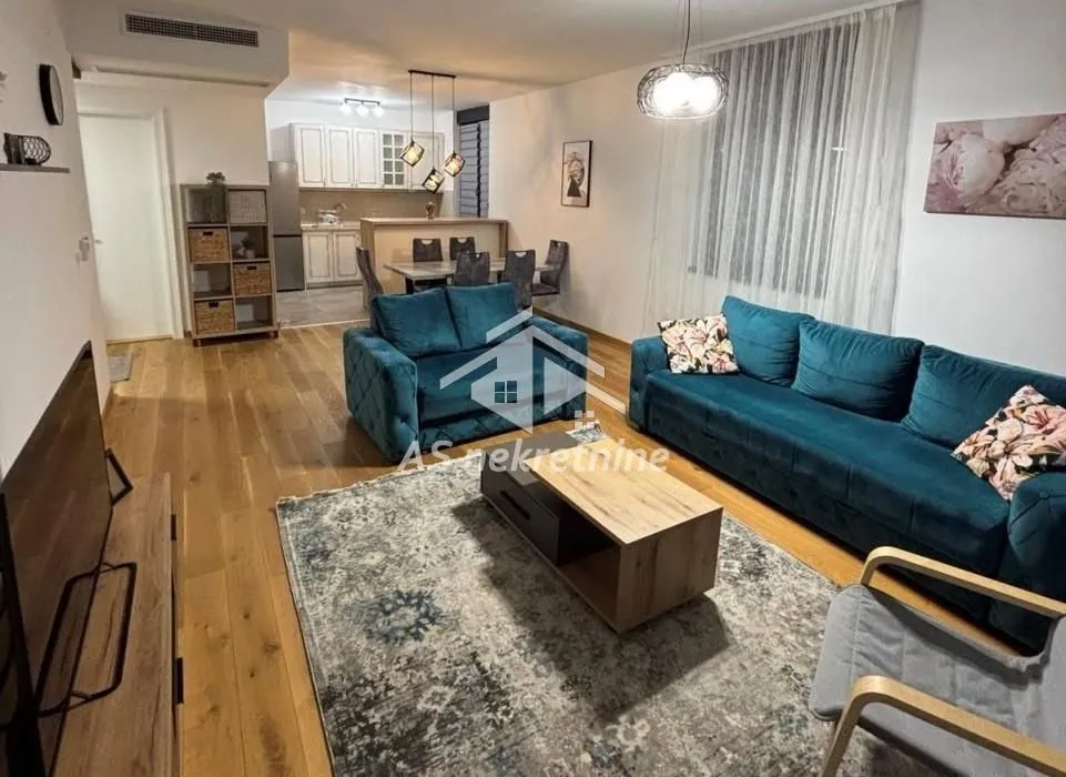 Izdavanje, dvosoban stan, 61m², Zemun Gornji Grad, Zemun Sve Podlokacije