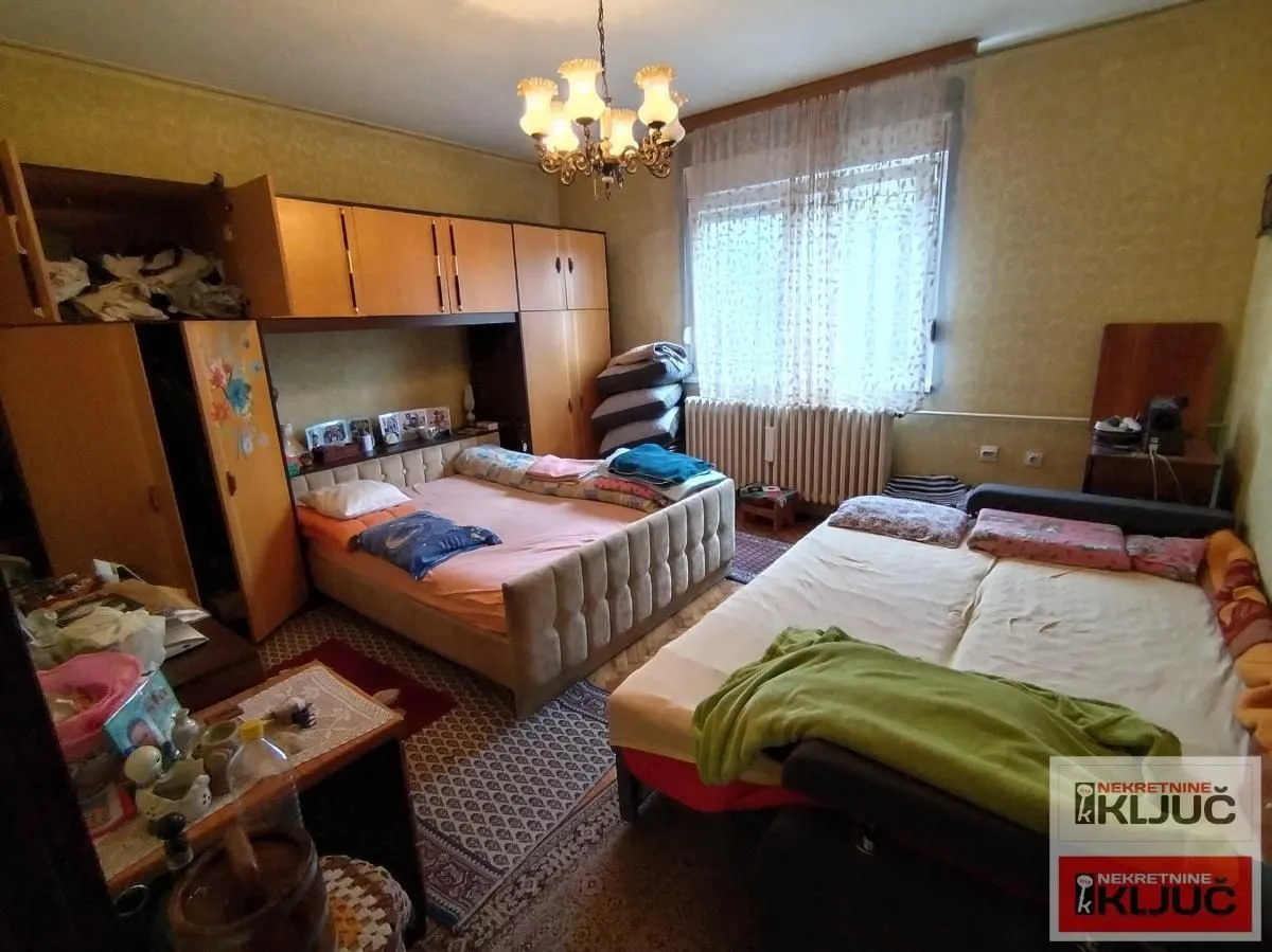 Prodaja, kuća, 148m², Futog, Novi Sad Sve Podlokacije