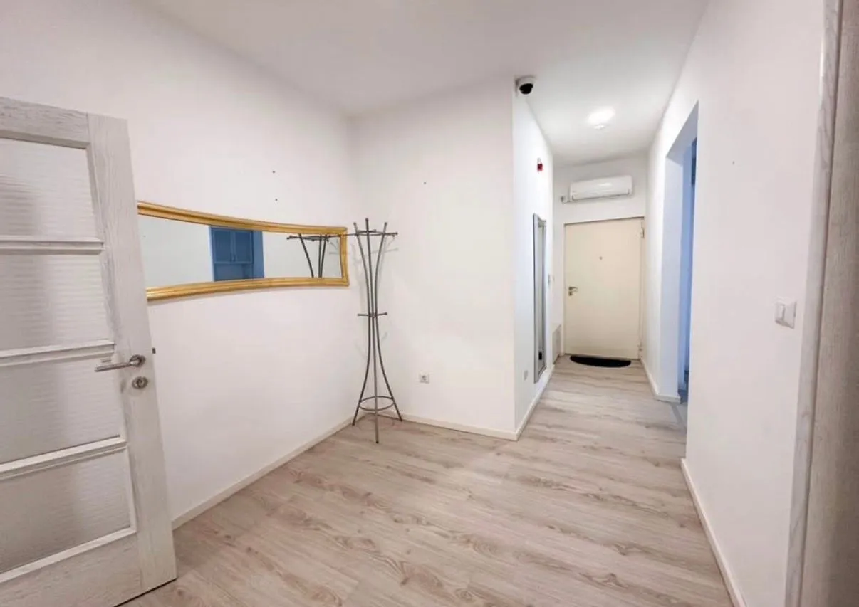 Rent, office space, 75m², Centar, Podgorica