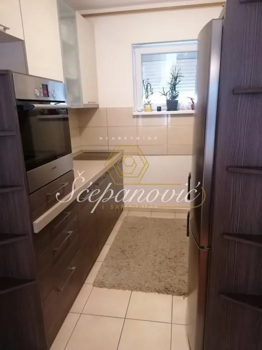 Prodaja, četvorosoban stan, 75m², Telep severni, Novi Sad Sve Podlokacije