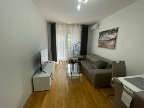 Prodaja, jednosoban stan, 50m², Budva, Crna Gora
