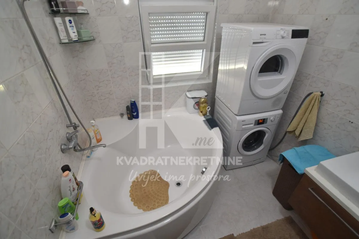 Rent, house, 410m², Donja Gorica, Podgorica