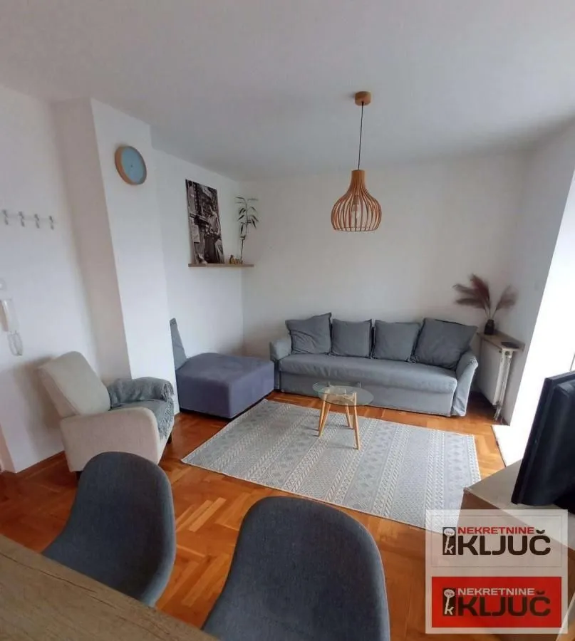 Prodaja, jednosoban stan, 34m², Socijalno, Novi Sad Sve Podlokacije