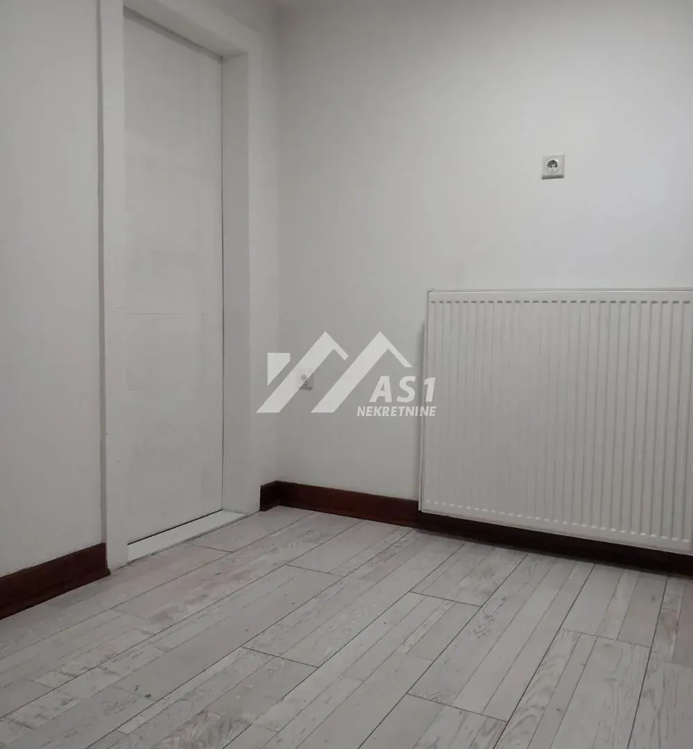 Prodaja, dvosoban stan, 50m², Stari Majur, Petrovaradin
