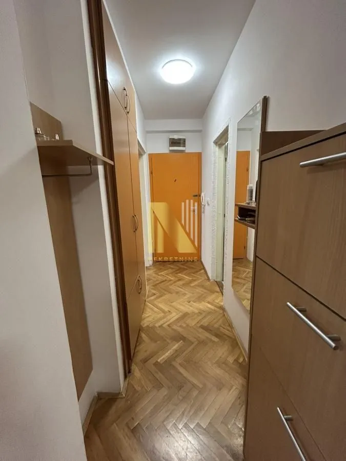 Prodaja, jednosoban stan, 44m², Grbavica, Novi Sad Sve Podlokacije