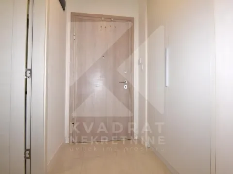 Izdavanje, jednosoban stan, 49m², Central Point, Podgorica - image 8
