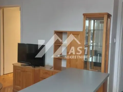 Izdavanje, jednosoban stan, 32m², Rotkvarija, Novi Sad Sve Podlokacije - image 7