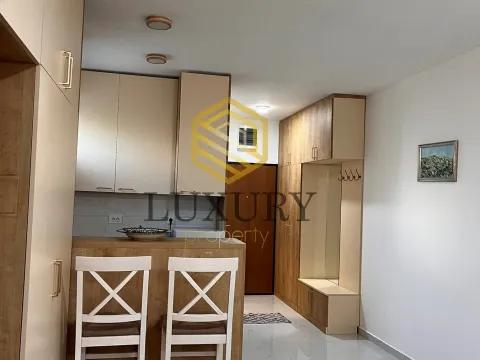 Izdavanje, garsonjera, 33m², City Kvart, Podgorica - image 3