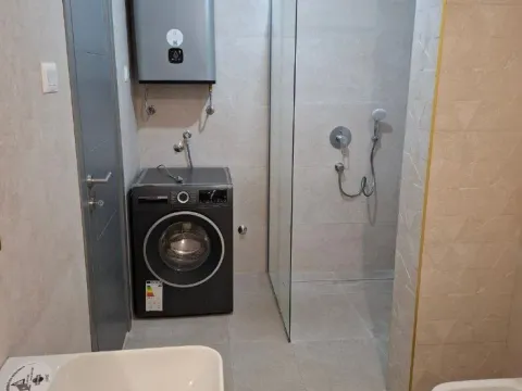Sale, two bedroom apartment, 127m², Centar, Podgorica - image 2
