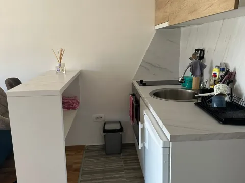 Sale, studio apartment, 24m², Stari Aerodrom, Podgorica - image 11