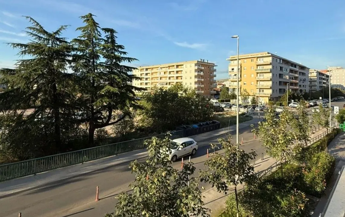 Izdavanje, dvosoban stan, 68m², City Kvart, Podgorica