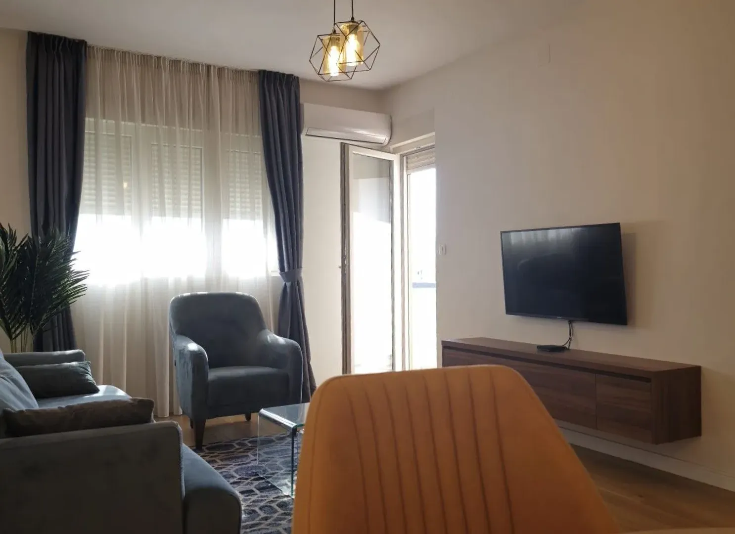 Rent, one bedroom apartment, 54m², Central Point, Podgorica