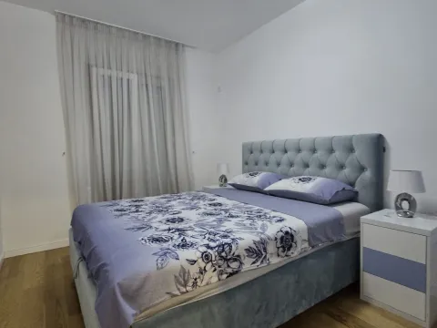 Izdavanje, jednosoban stan, 54m², Central Point, Podgorica - image 11