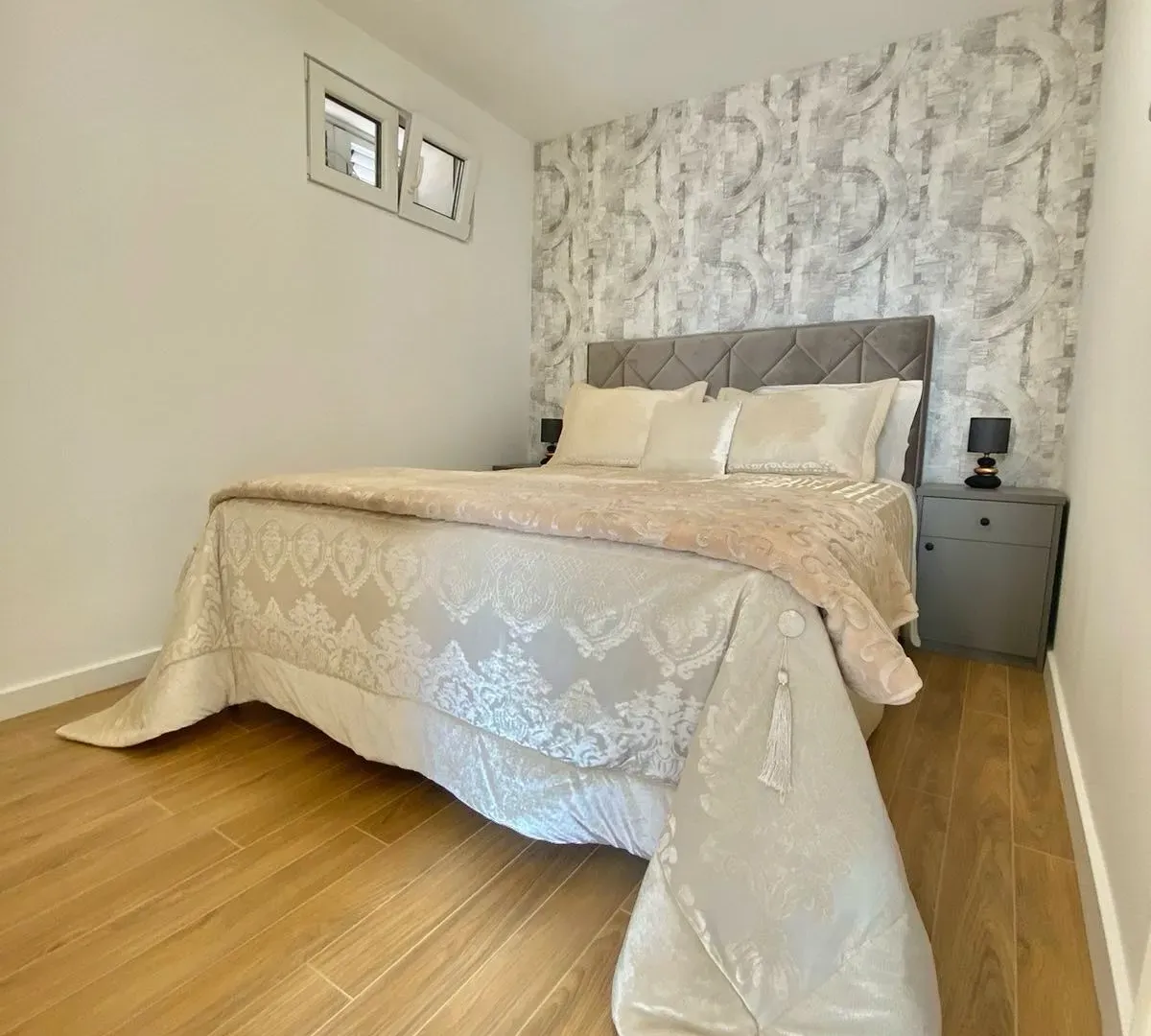 Prodaja, jednosoban stan, 43m², Donja Lastva, Tivat