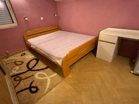 Rent, one bedroom apartment, 45m², Dobrota, Kotor - image 5