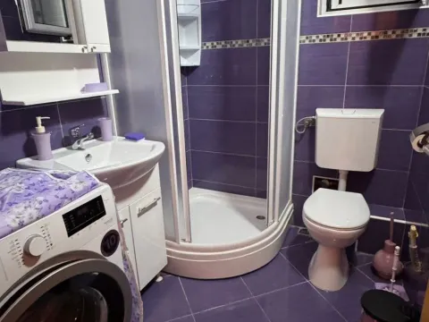Rent, one bedroom apartment, 45m², Dobrota, Kotor - image 7