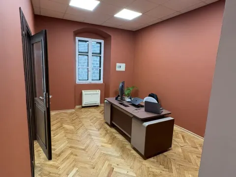 Rent, office space, 55m², Stari Grad Kotor, Kotor - image 7