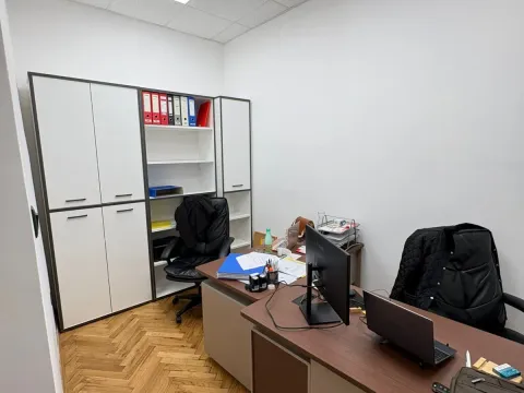 Rent, office space, 55m², Stari Grad Kotor, Kotor - image 3
