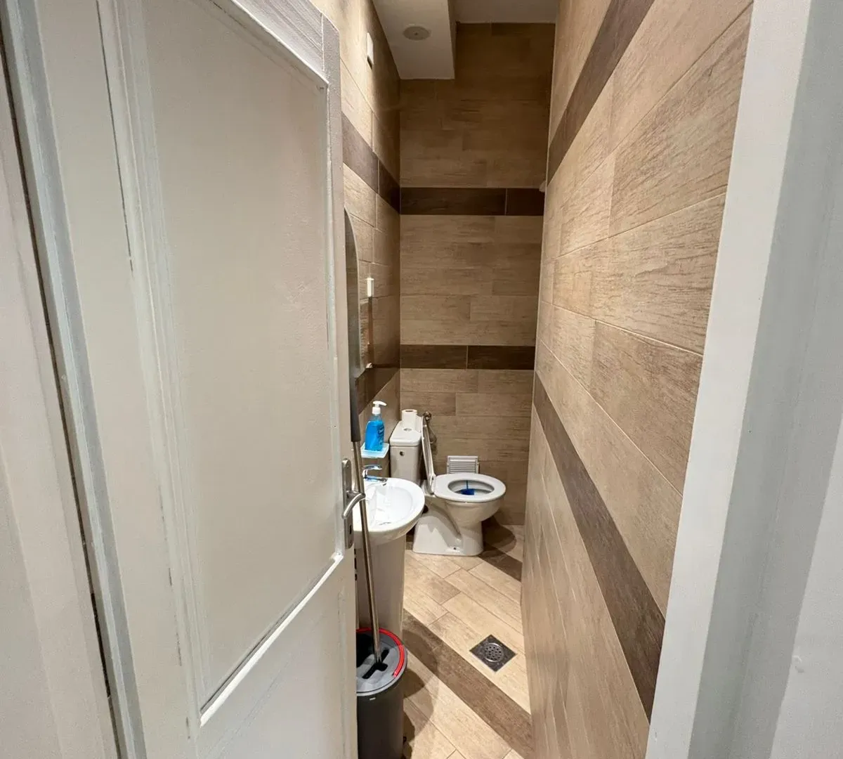 Rent, office space, 55m², Stari Grad Kotor, Kotor
