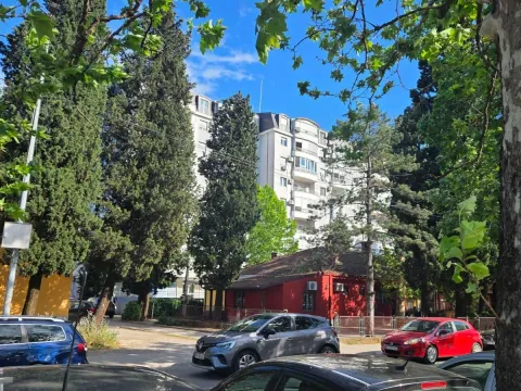 Rent, one bedroom apartment, 40m², Ljubović, Podgorica - image 9