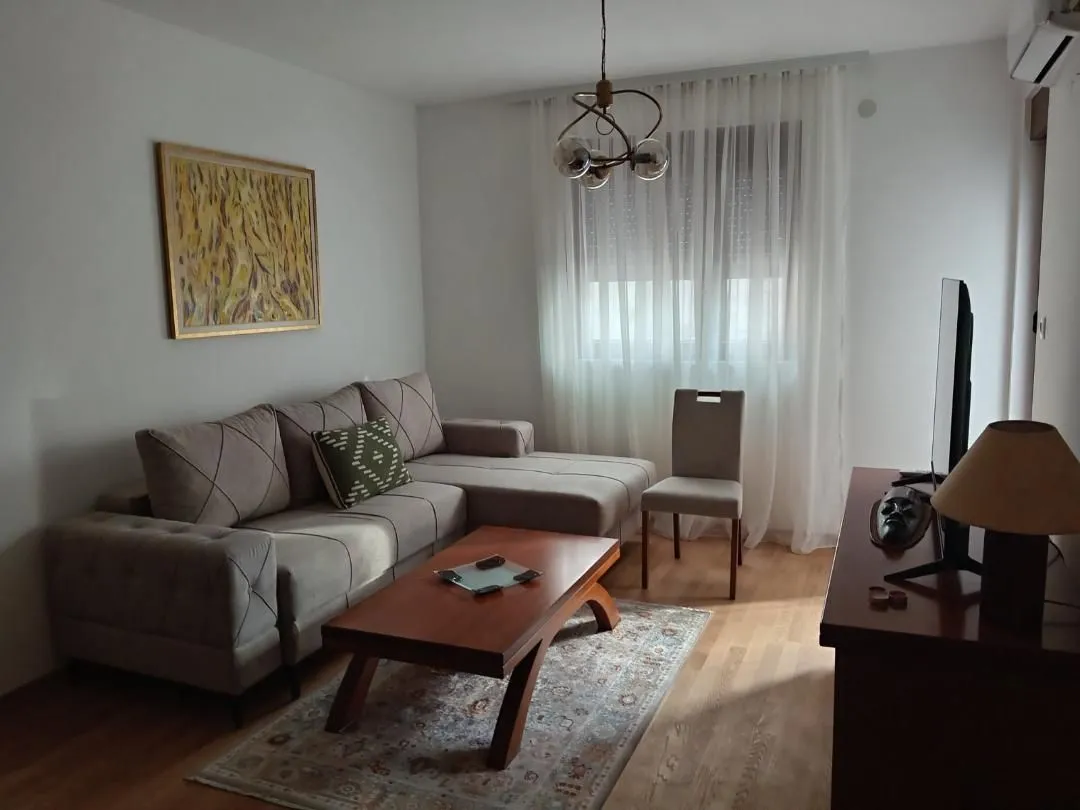 Rent, one bedroom apartment, 41m², Stari Aerodrom, Podgorica