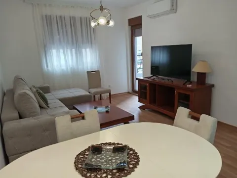 Rent, one bedroom apartment, 41m², Stari Aerodrom, Podgorica - image 3