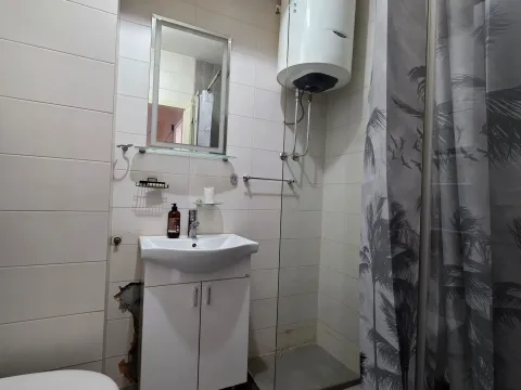 Prodaja, jednosoban stan, 52m², Centar, Podgorica - image 7