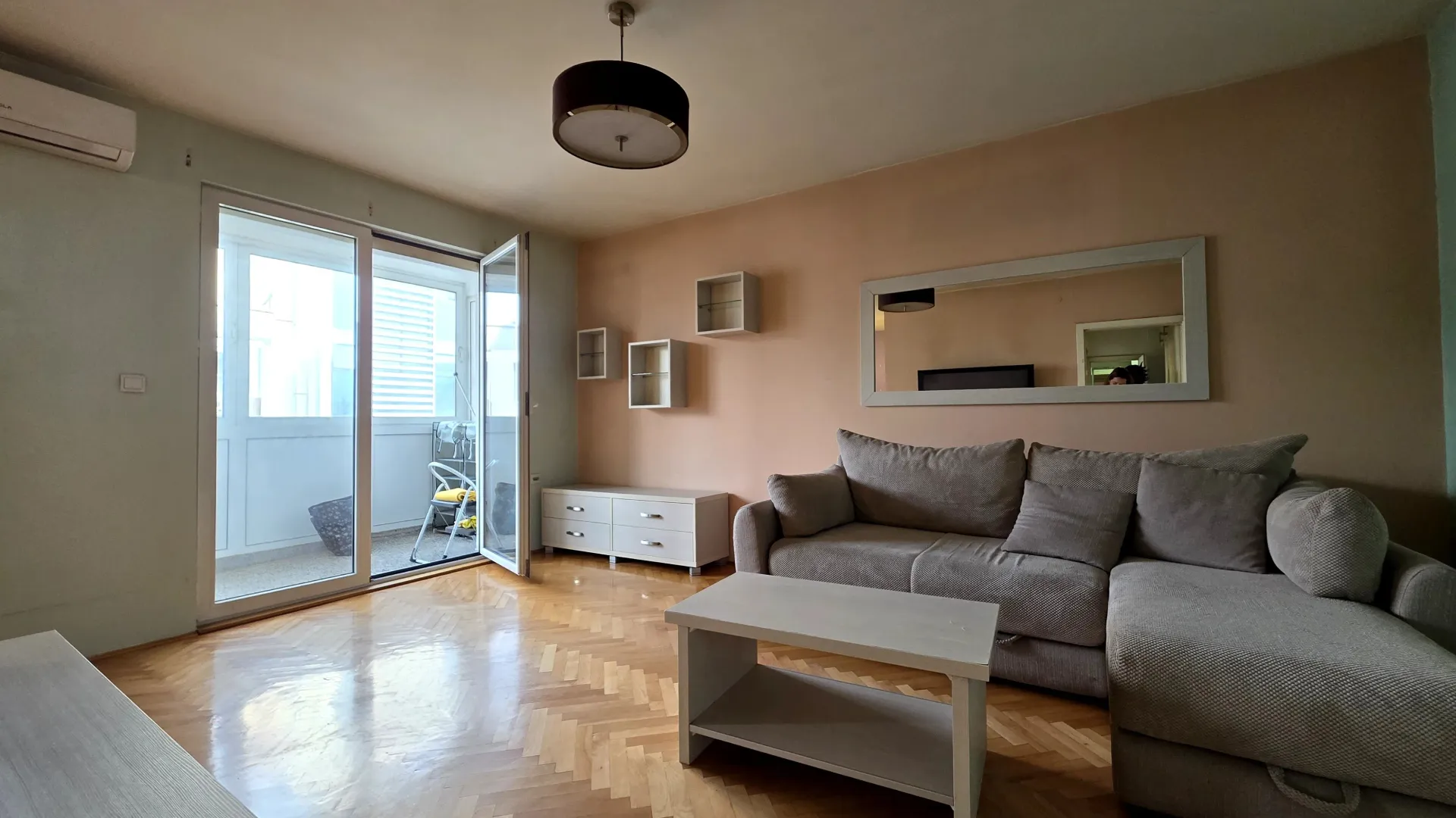 Prodaja, jednosoban stan, 52m², Centar, Podgorica