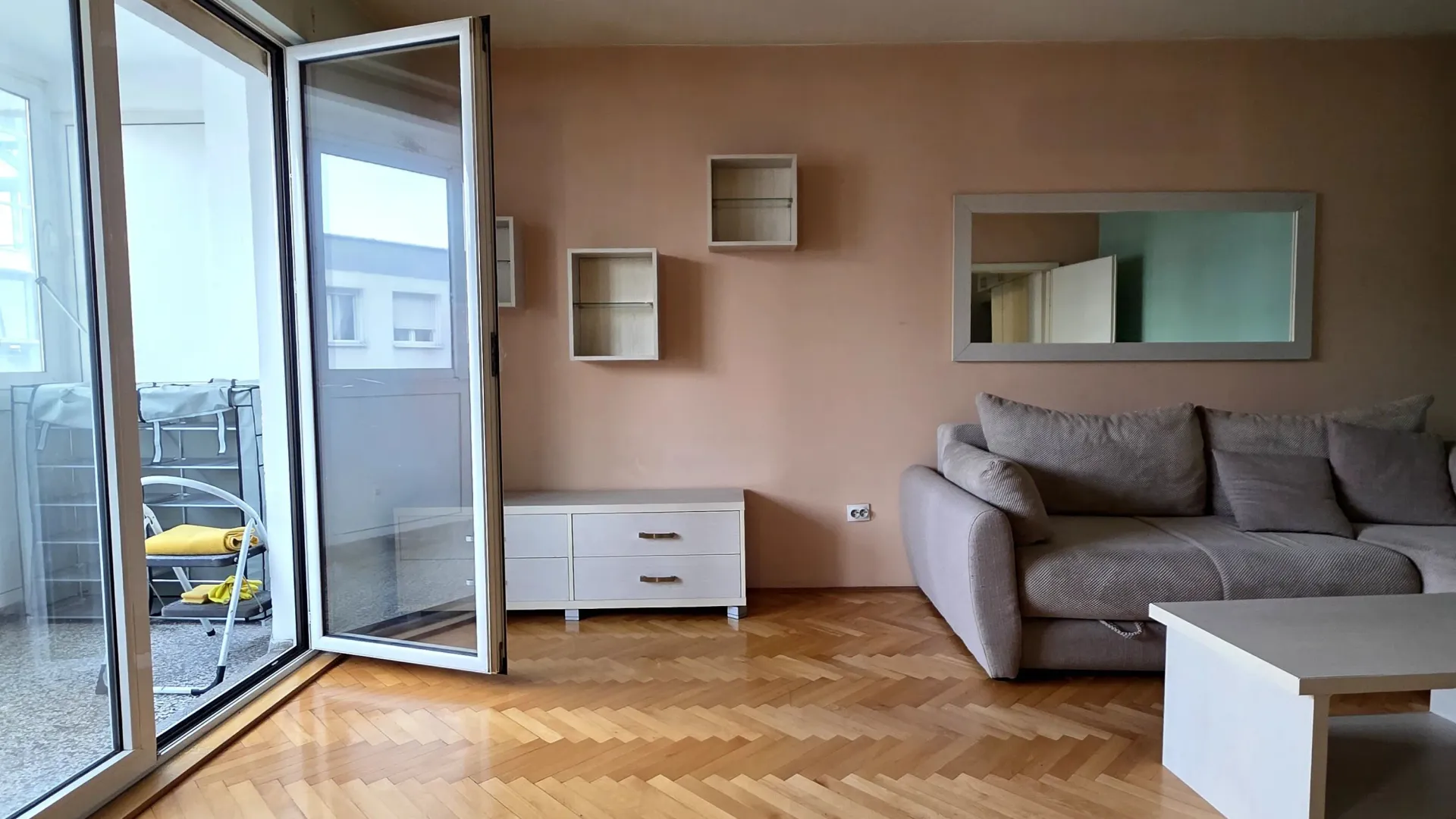 Prodaja, jednosoban stan, 52m², Centar, Podgorica