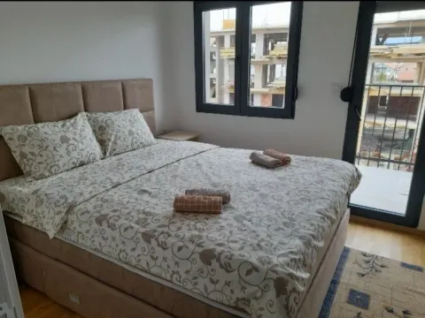 Izdavanje, jednosoban stan, 38m², Zabjelo, Podgorica - image 1