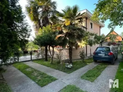 Rent, house, 270m², Zagorič, Podgorica - image 1