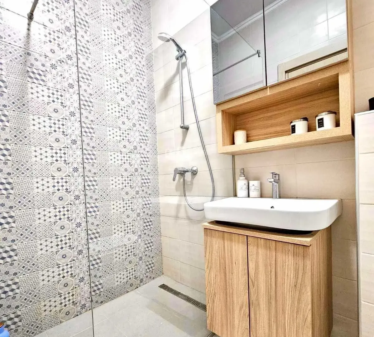 Rent, one bedroom apartment, 45m², Blok 6, Podgorica