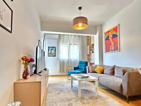 Izdavanje, jednosoban stan, 45m², Blok 6, Podgorica - image 7