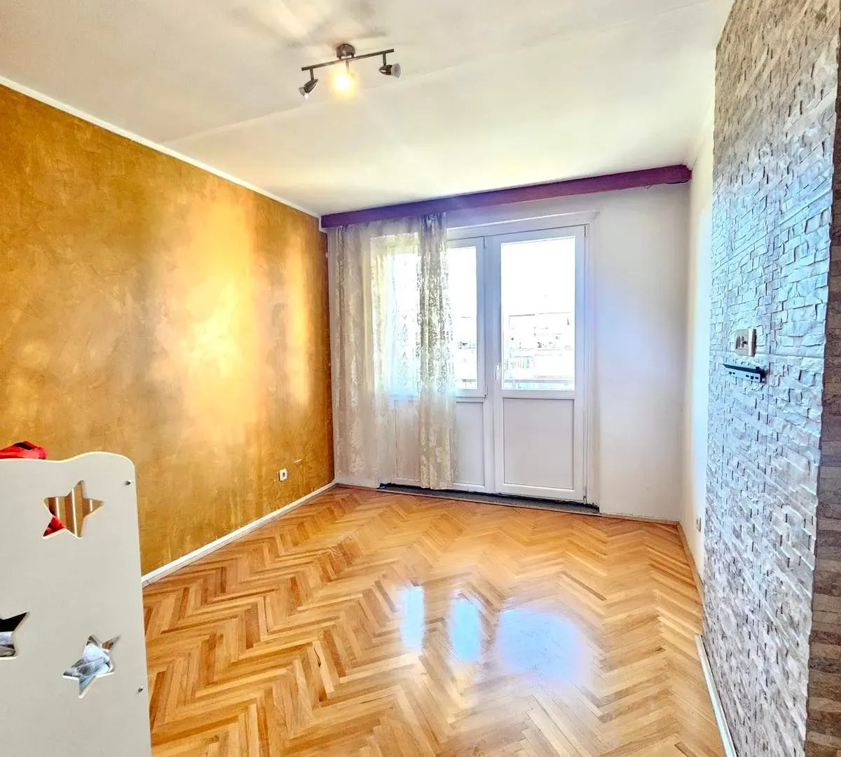 Prodaja, dvosoban stan, 69m², Gintaš, Podgorica