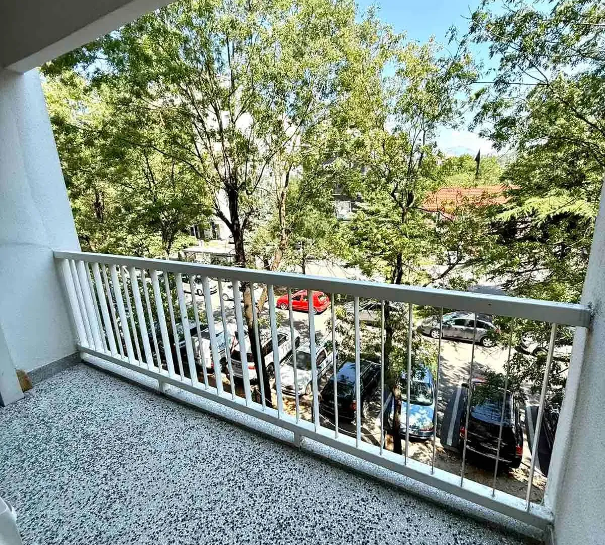 Prodaja, trosoban stan, 100m², Pejton, Podgorica