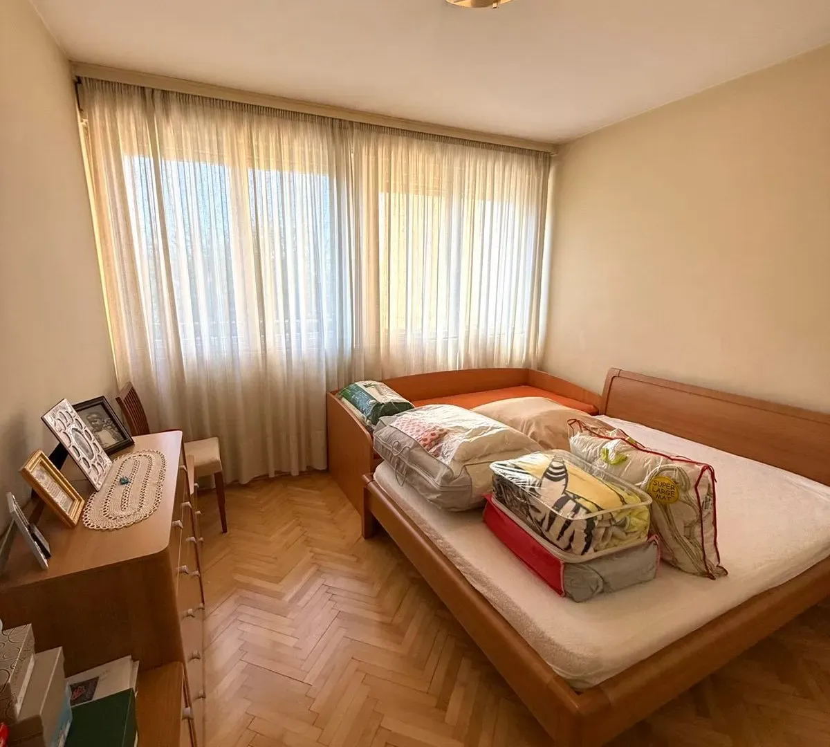 Prodaja, trosoban stan, 100m², Pejton, Podgorica