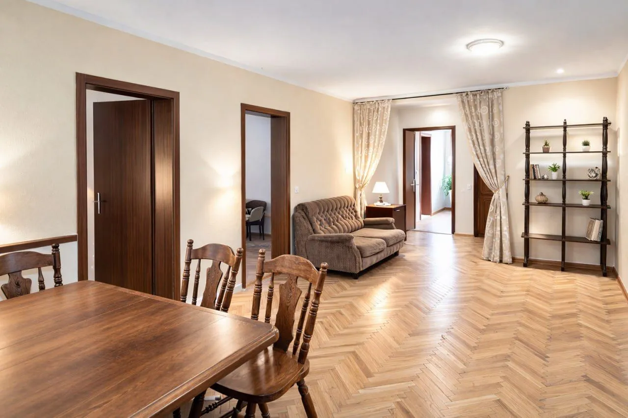 Sale, house, 240m², Šušanj, Bar