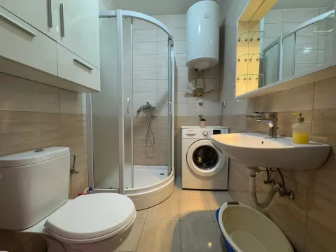 Izdavanje, jednosoban stan, 40m², Ljubović, Podgorica - image 13