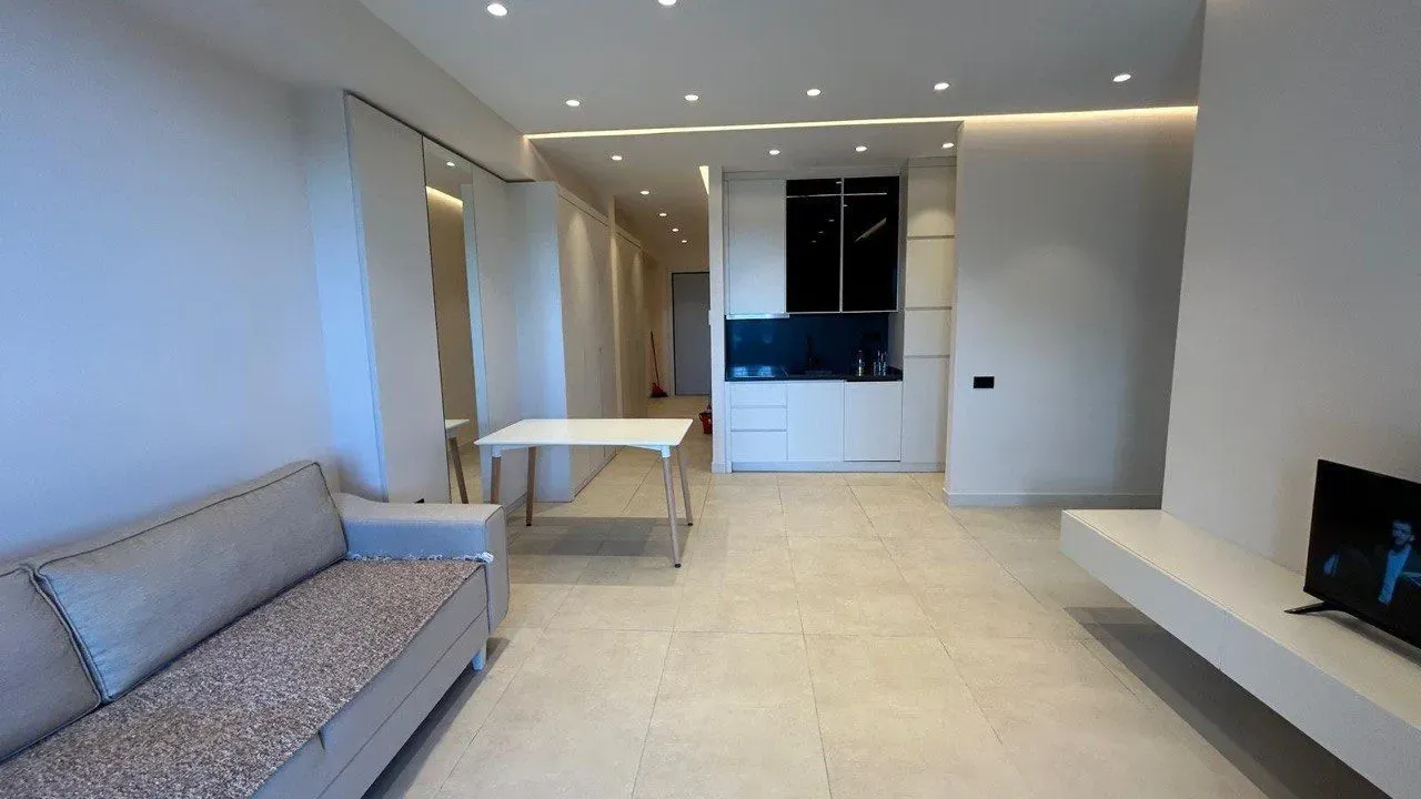 Sale, two bedroom apartment, 71m², Bečići, Budva